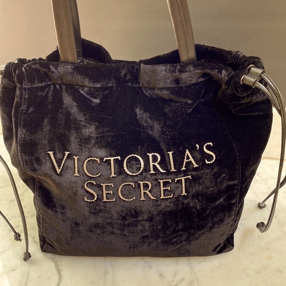 HOST PICK VICTORIA SECRET VELVET Handbag or Tote - Picture 3 of 11